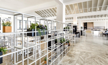 Akrathos beach Hotel