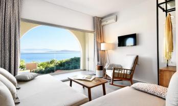 Akrathos beach Hotel